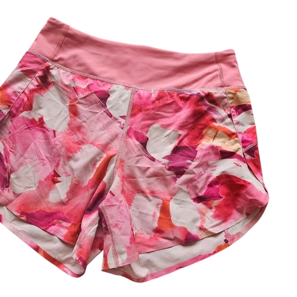 Athleta Women's Pink Floral Printed Run With It 3.5" Short Size XS - Picture 2 of 7